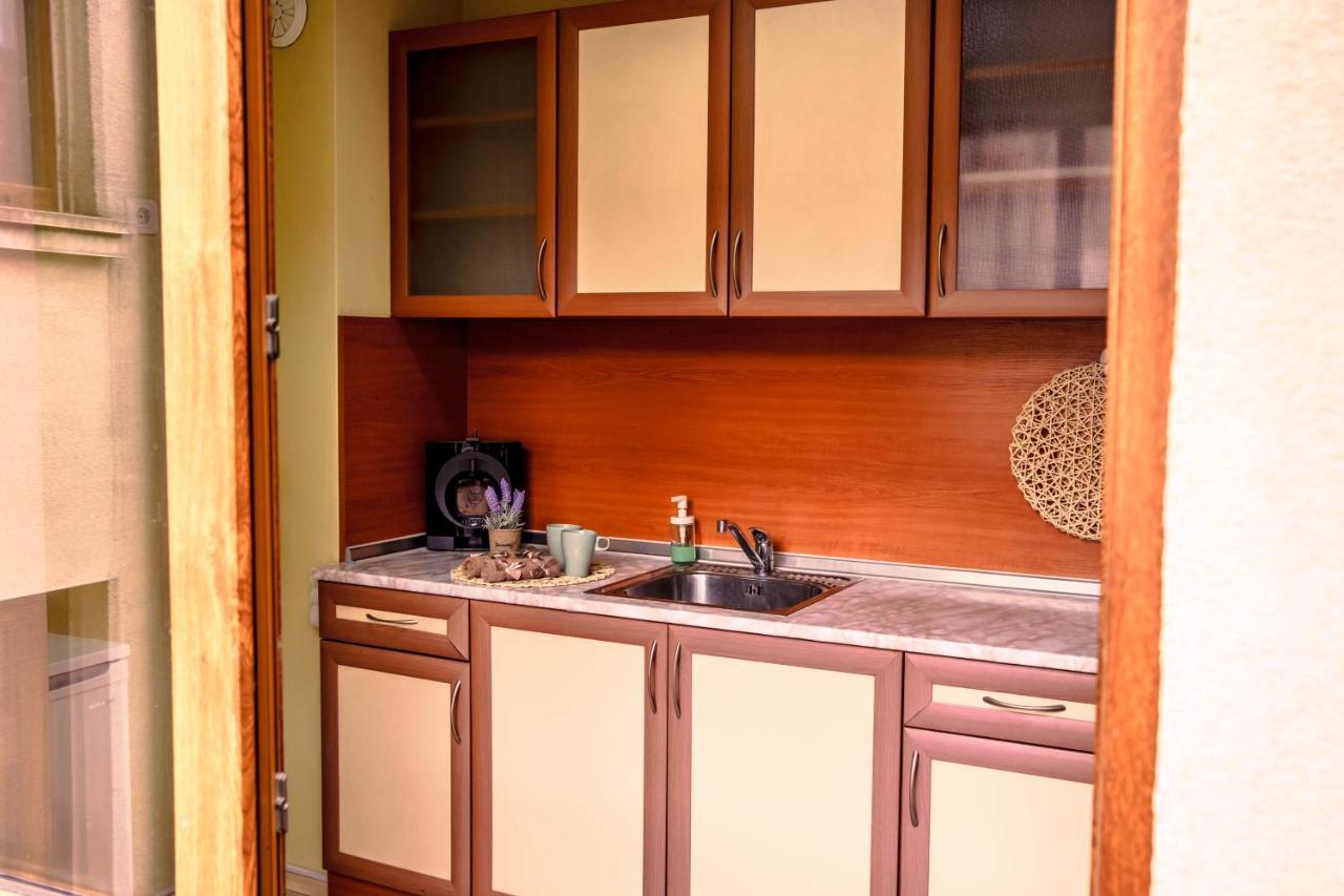 Semiramida Central Studio Varna Luaran gambar