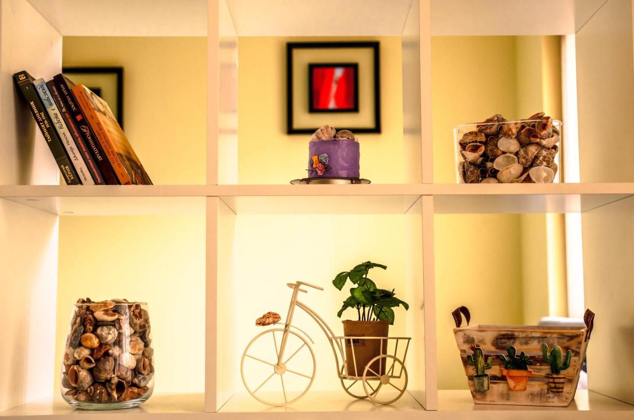 Semiramida Central Studio Varna Luaran gambar
